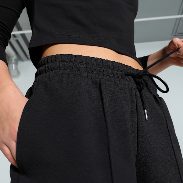 WARDROBE Essentials Women's Relaxed Fit Long Line 8" Shorts, PUMA Black, extralarge-IND